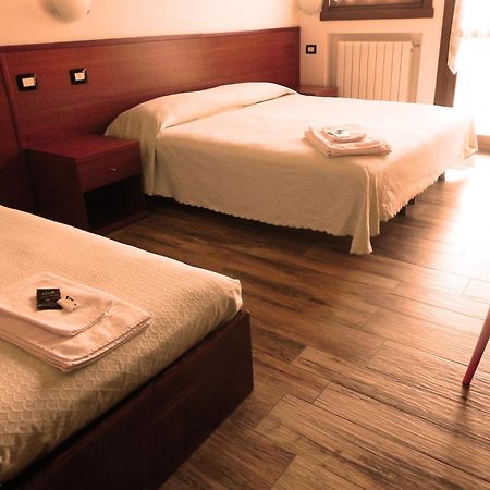 Residence Acero Rosso Понте-ді-Леньо Екстер'єр фото